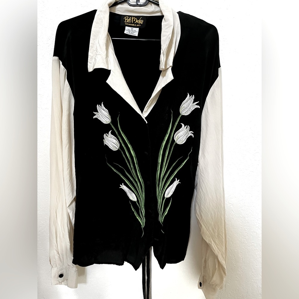 Bob Mackie original piece! 100%silk Vintage Shirt